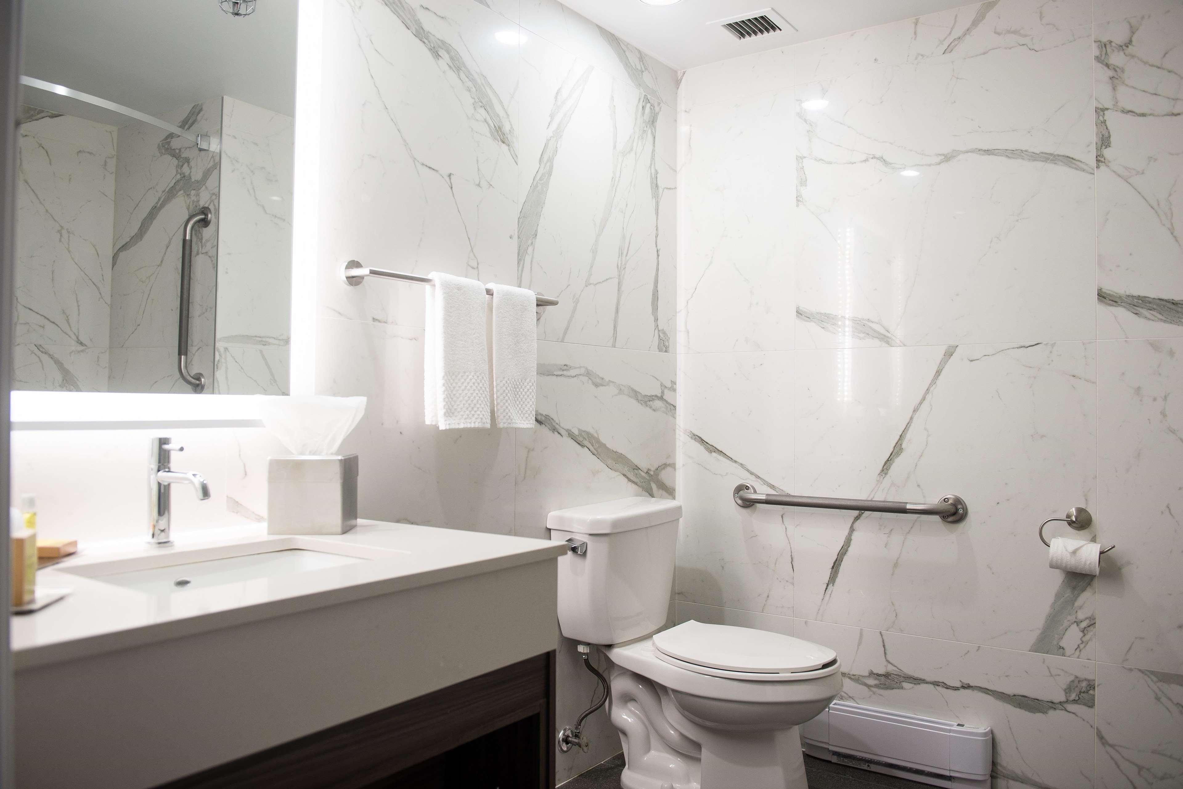 Chateau Cartier & Ascend Collection Hotel Gatineau