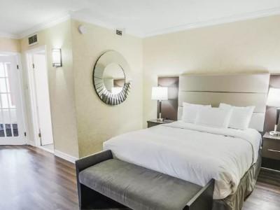 Chateau Cartier & Ascend Collection Hotel 4*