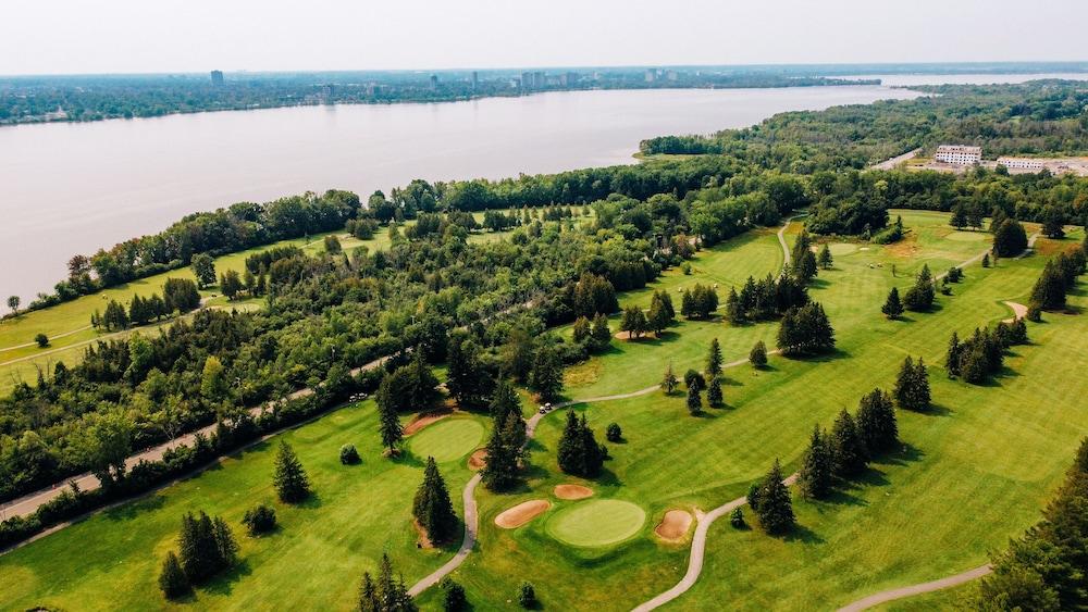 Chateau Cartier & Ascend Collection Hotel