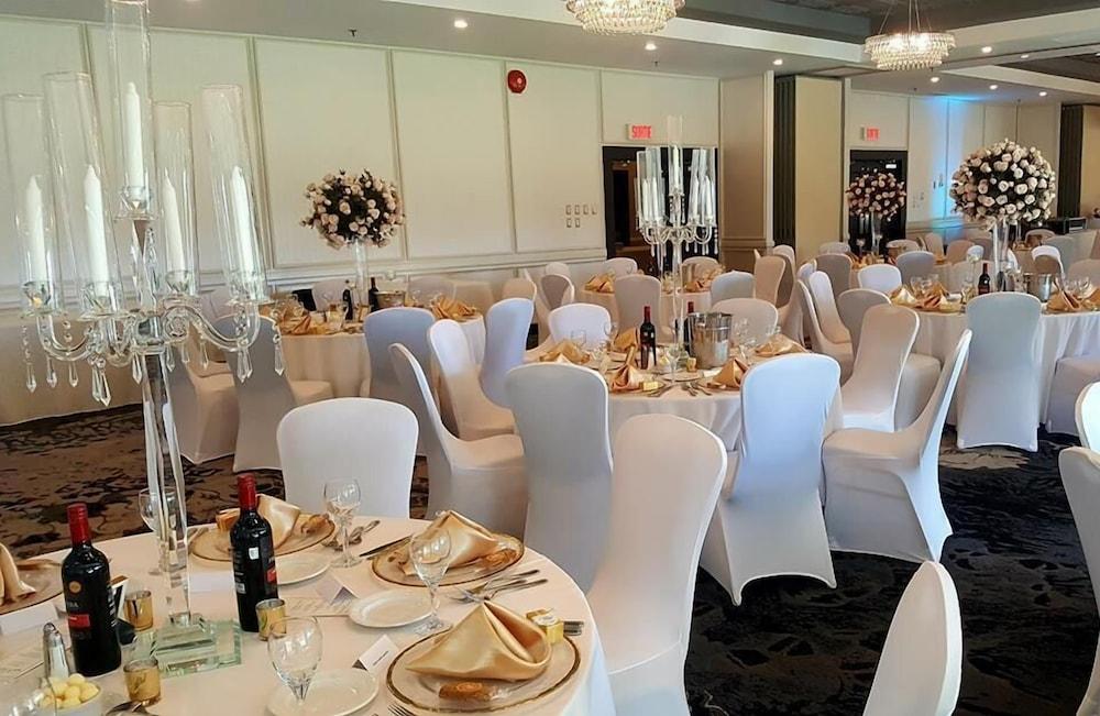 Hotel Chateau Cartier & Ascend Collection Gatineau